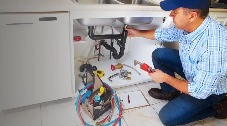 Professional sink repair in Crescent City, IL